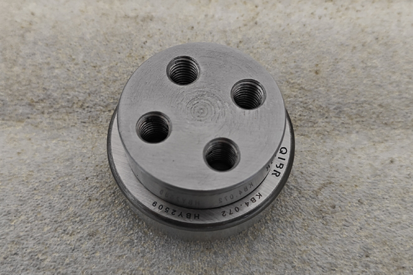 Kombiniertes Lager mit Bolzen KB4.072