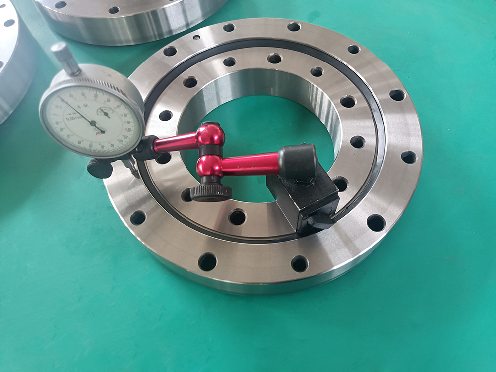 Was sind die Merkmale der Drehverbindung 010.20.200?